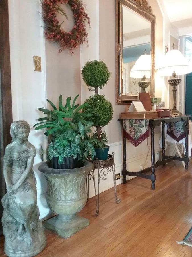 Hanover House Bed And Breakfast Niagara Falls Exteriér fotografie